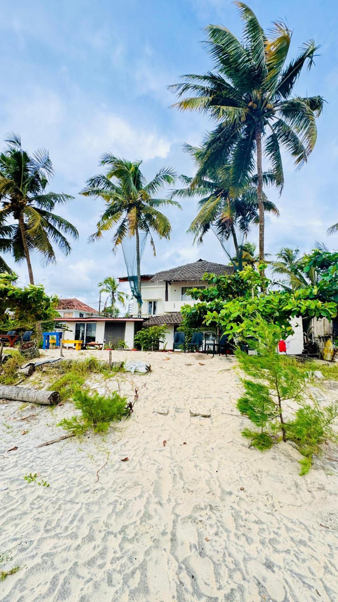 Alivious Beach Homestay Alappuzha Екстериор снимка